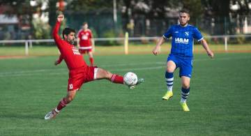 史诗级！曝巴萨放弃引进阿尔瓦雷斯，或2亿求购哈兰德与皇马竞争（配图示意）